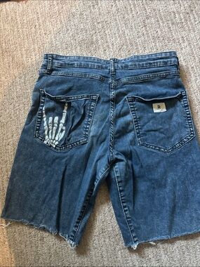 Ripton acid wash performance denim jort cut off